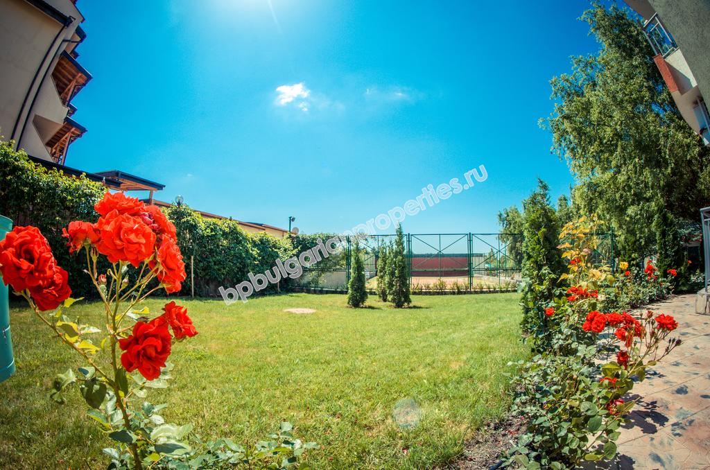 Большая меблированная студия на продажу близко к морю в курорте Солнечный Берег