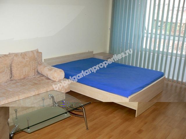 Большая меблированная студия на продажу близко к морю в курорте Солнечный Берег