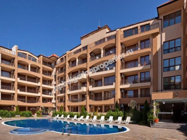 Двухкомнатная меблированная квартира на продажу близко к пляжу в курорте Солнечный Берег