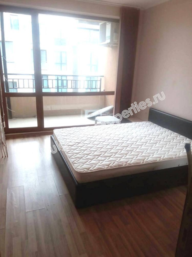 Двухкомнатная меблированная квартира на продажу близко к пляжу в курорте Солнечный Берег