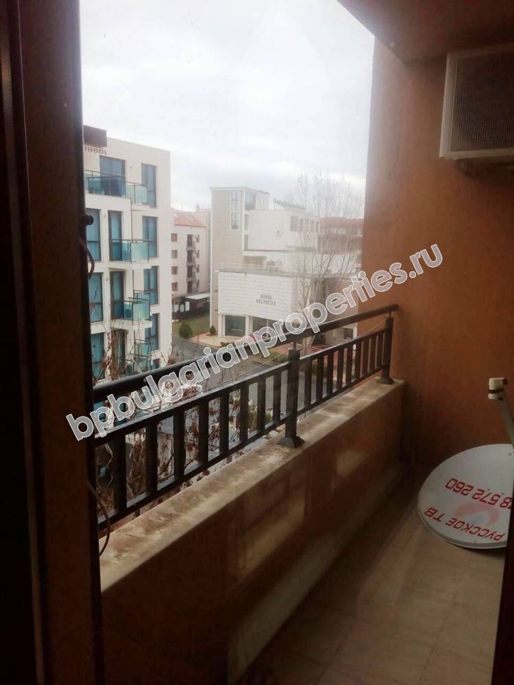 Двухкомнатная меблированная квартира на продажу близко к пляжу в курорте Солнечный Берег