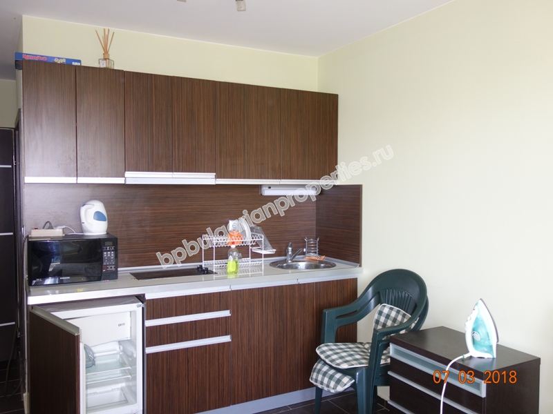 Меблированная студия на продажу близко к пляжу в городе Несебр