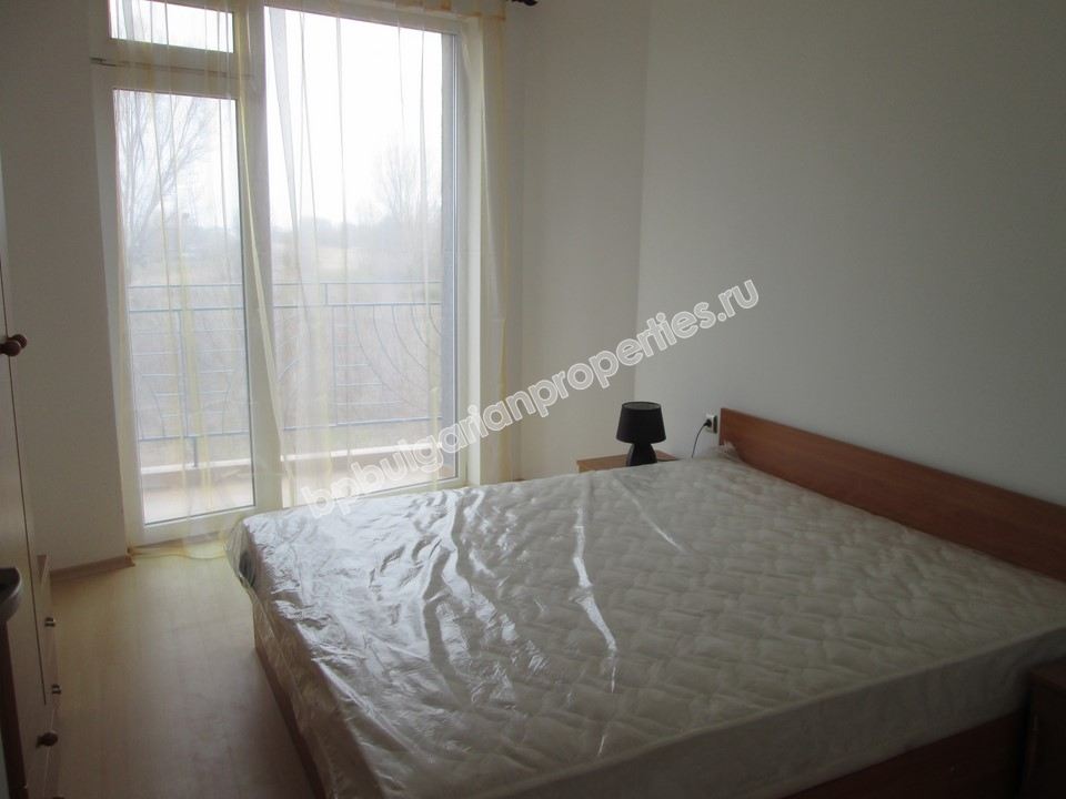 Меблированная двухкомнатная квартира на продажу в Солнечном Берегу