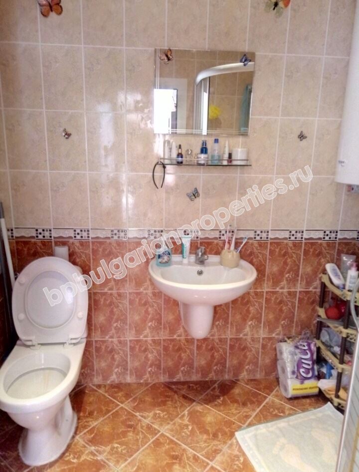 Просторная панорамная квартира в коммуникативном районе Солнечного Берега