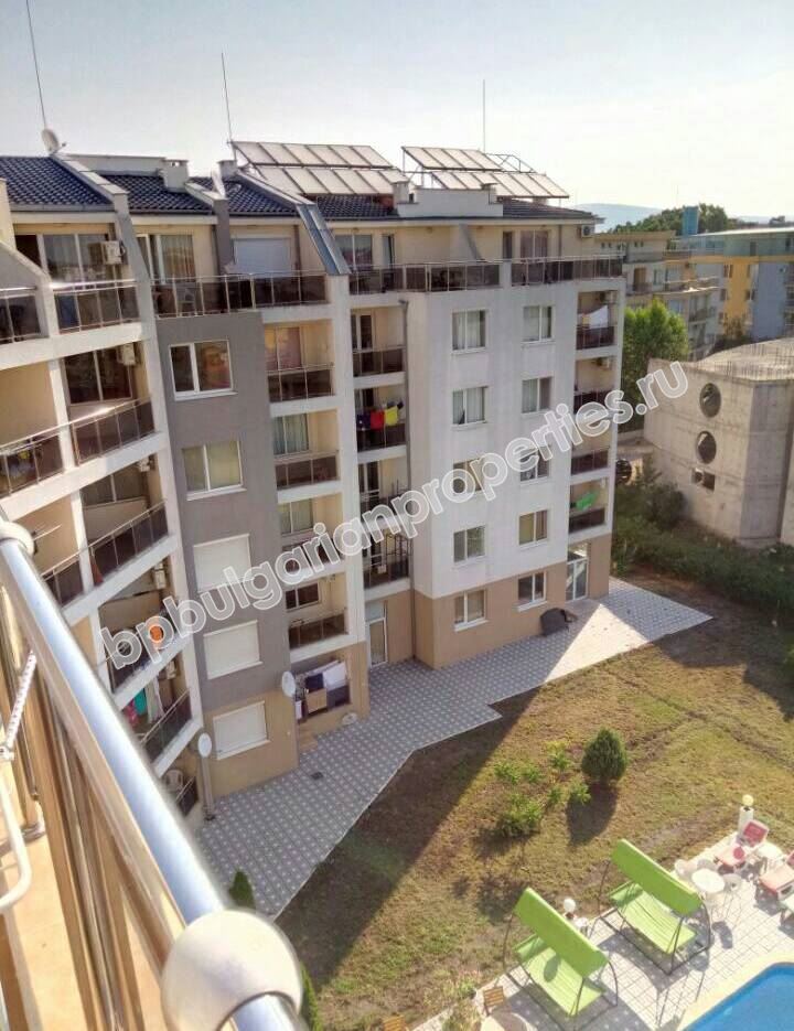 Просторная панорамная квартира в коммуникативном районе Солнечного Берега