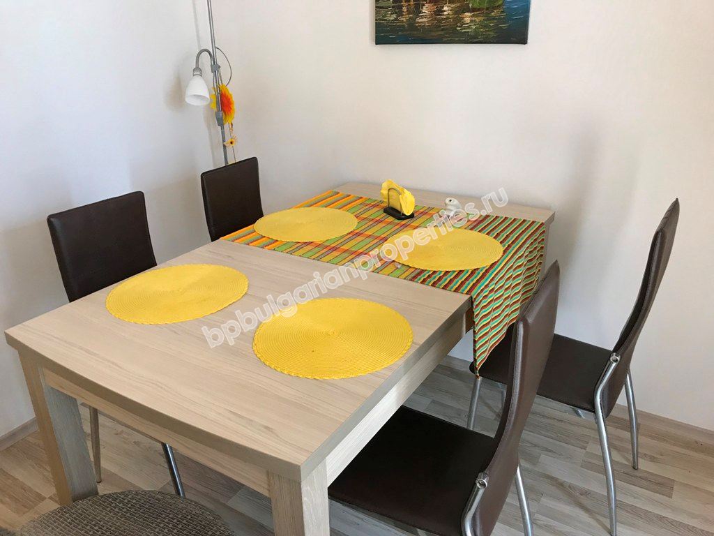 Двухкомнатная меблированная квартира в элитном комплексе на продажу в курорте Солнечный Берег