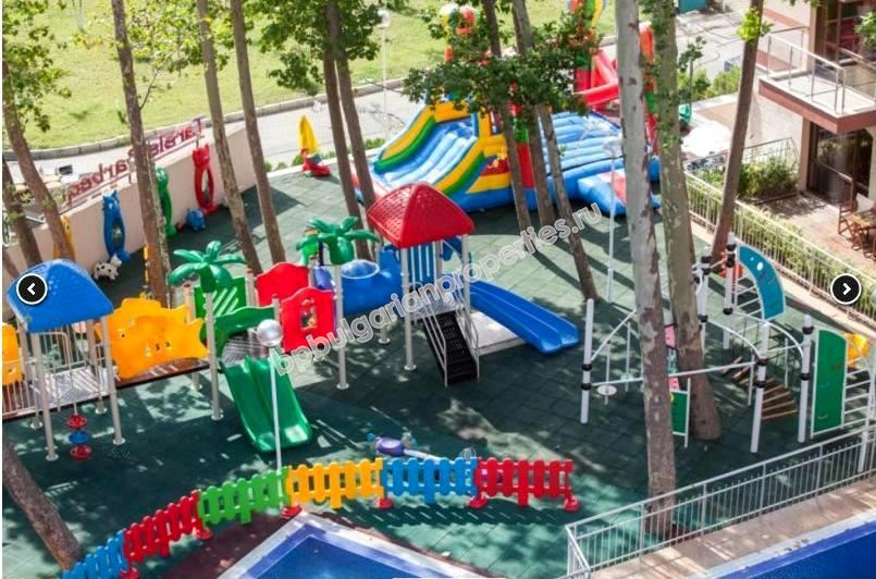 Двухкомнатная меблированная квартира в элитном комплексе на продажу в курорте Солнечный Берег