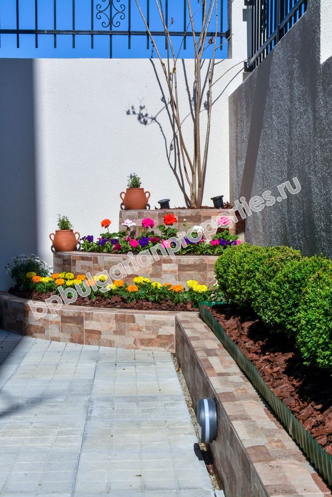 Жилье у моря в Болгарии. Квартиры в жилом доме близко от моря в Созополе