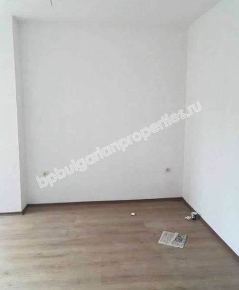 Однокомнатная квартира-студия на продажу в центре курорта Солнечный Берег