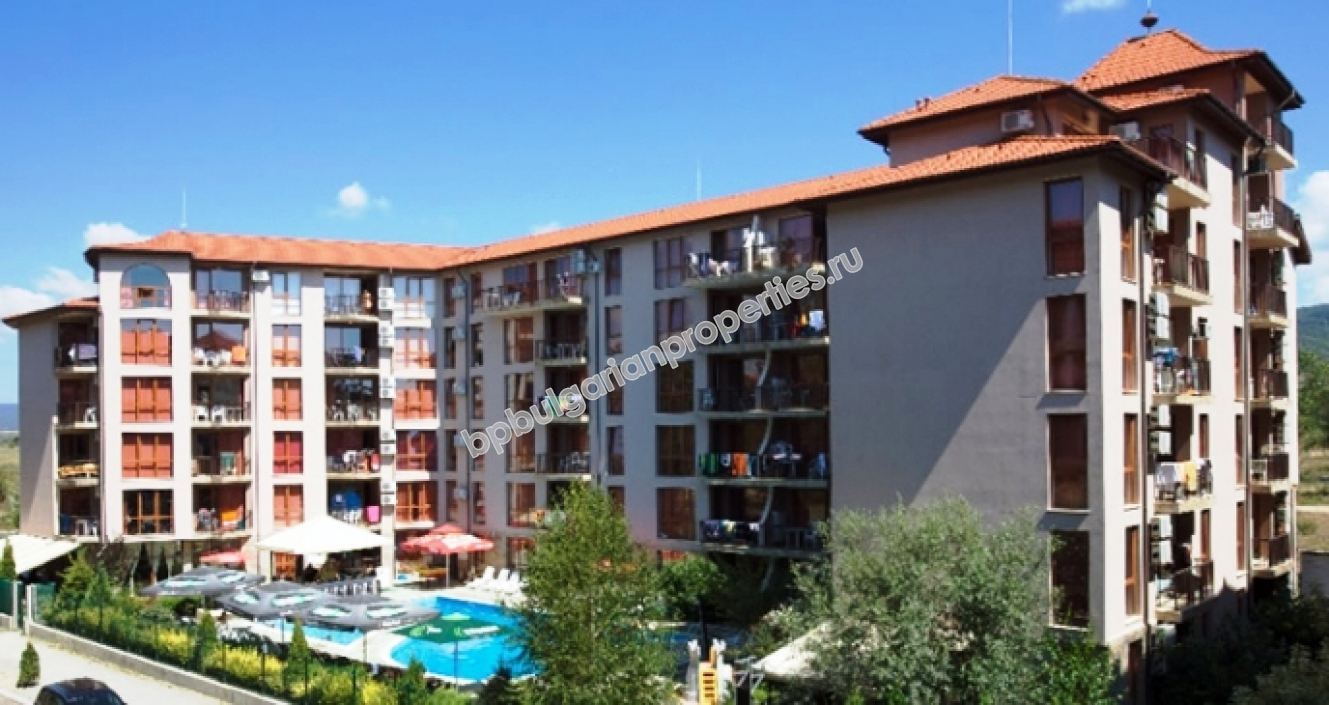 Однокомнатная квартира-студия на продажу в центре курорта Солнечный Берег