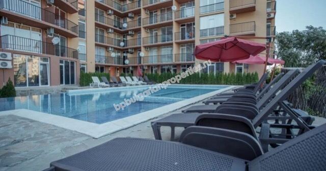 Однокомнатная квартира-студия на продажу в центре курорта Солнечный Берег