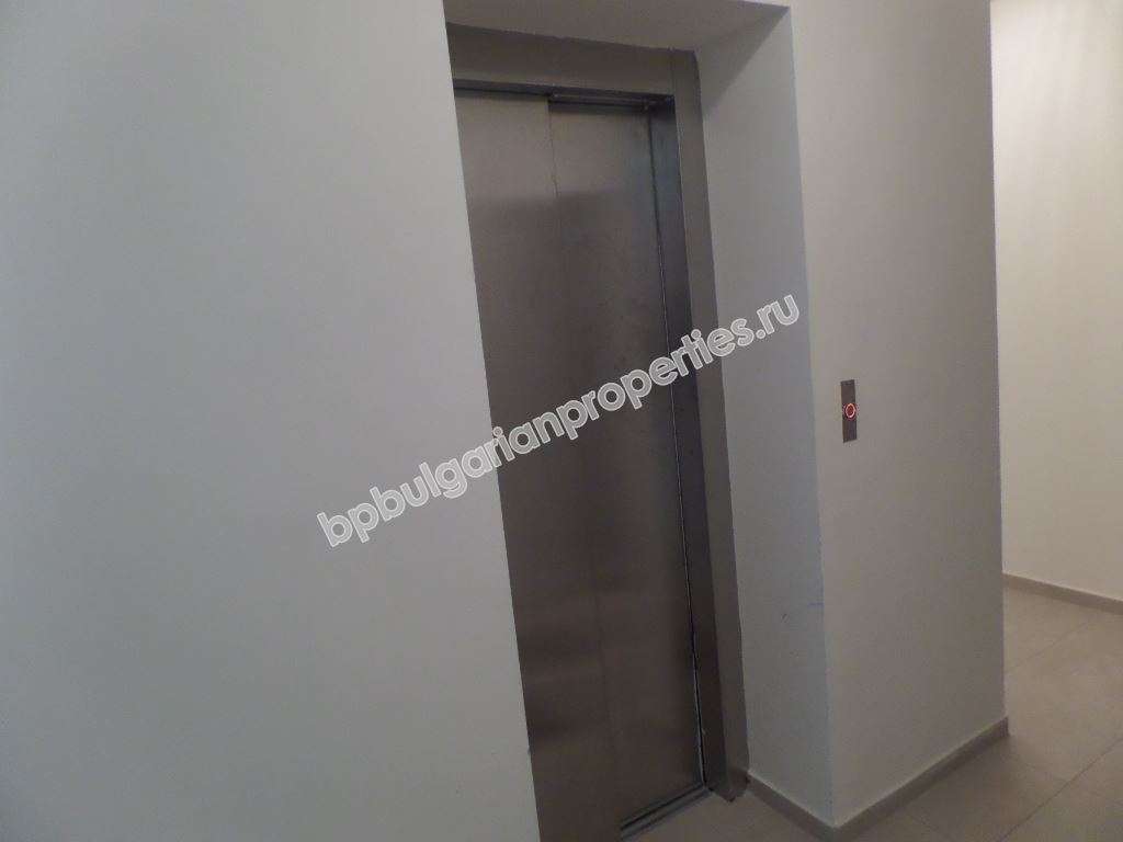 Недорогая студия с видом на море в центральной части Помория