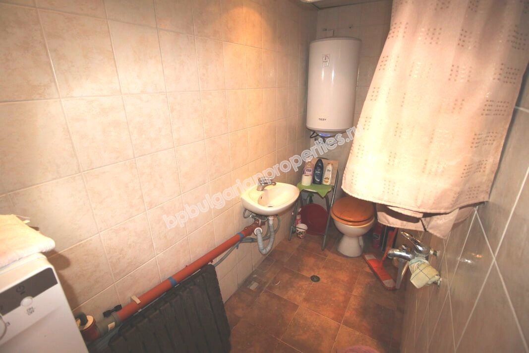 Двукомнатная меблированная квартира на продажу в курорте Святой Влас