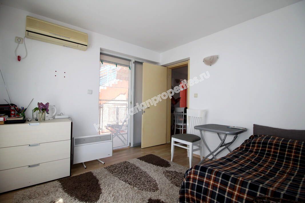 Двукомнатная меблированная квартира на продажу в курорте Святой Влас