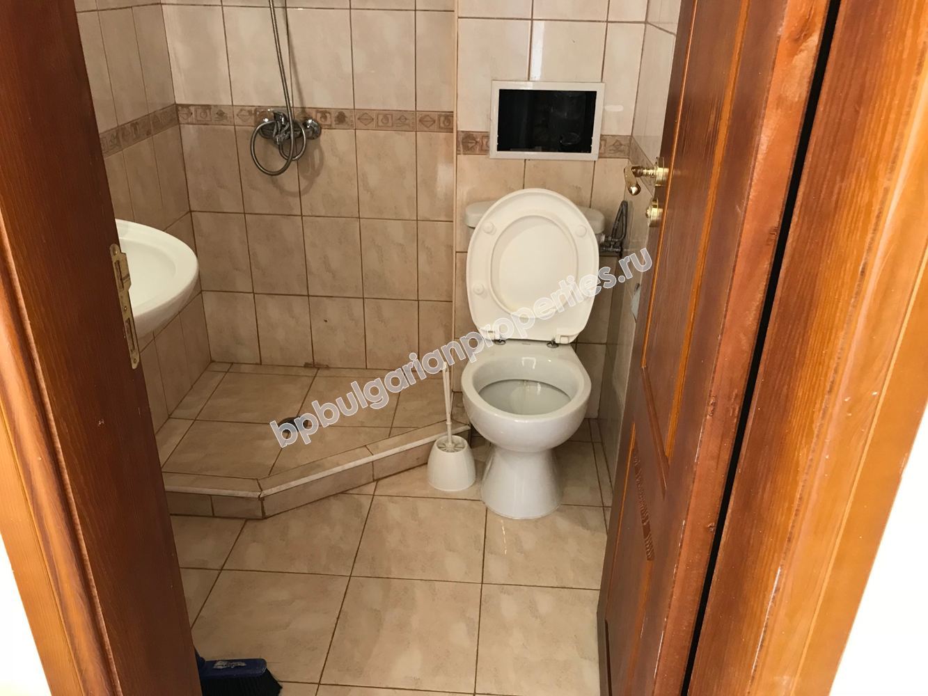 Меблированная двухкомнатный квартира с видом на море для продажи недалеко от пляжа в Свети Влас