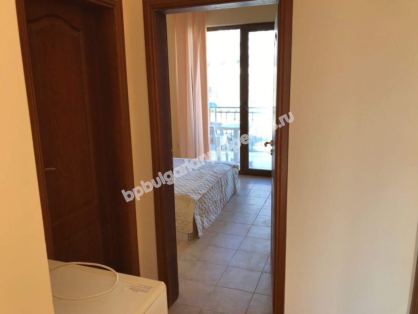 Меблированная двухкомнатный квартира с видом на море для продажи недалеко от пляжа в Свети Влас