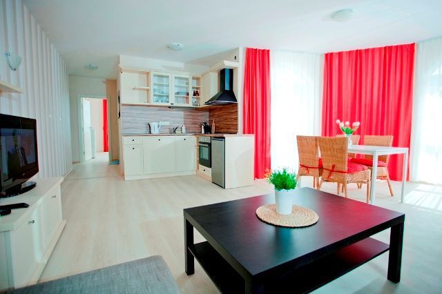 Апартаменты на первой линии моря для продажи в курорте Черноморец