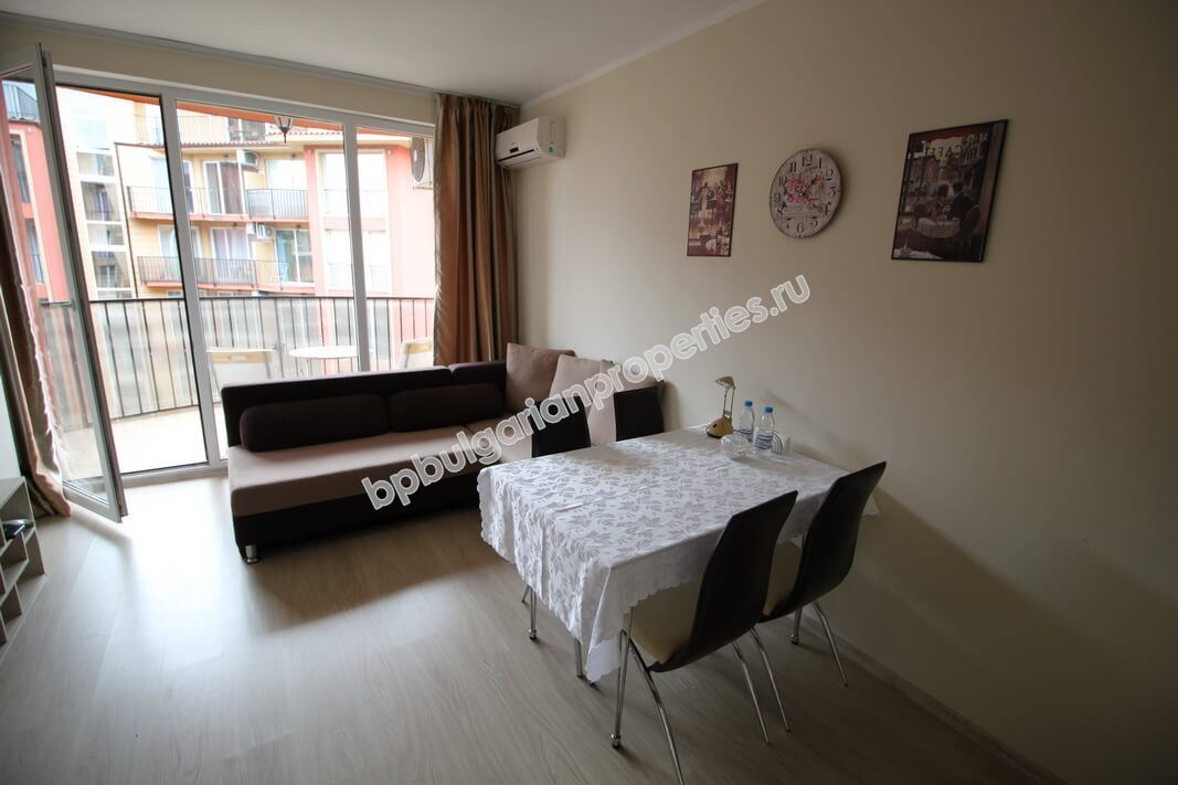 Меблированная студия близко к пляжу на продажу в курорте Солнечный Берег