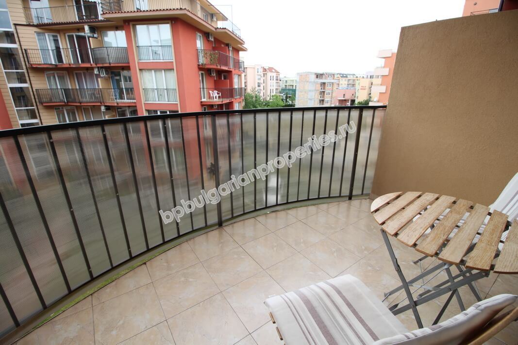 Меблированная студия близко к пляжу на продажу в курорте Солнечный Берег