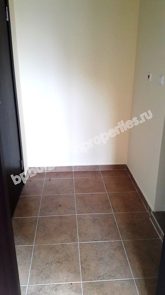 Студия близко к пляжу на продажу в курорте Елените