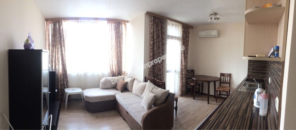 Меблированная студия для круглогодичного проживания на продажу в курорте Равда