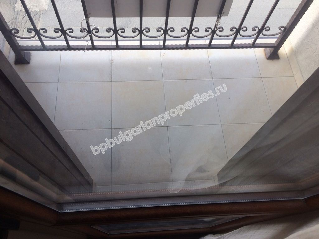 Меблированная студия для круглогодичного проживания на продажу в курорте Равда