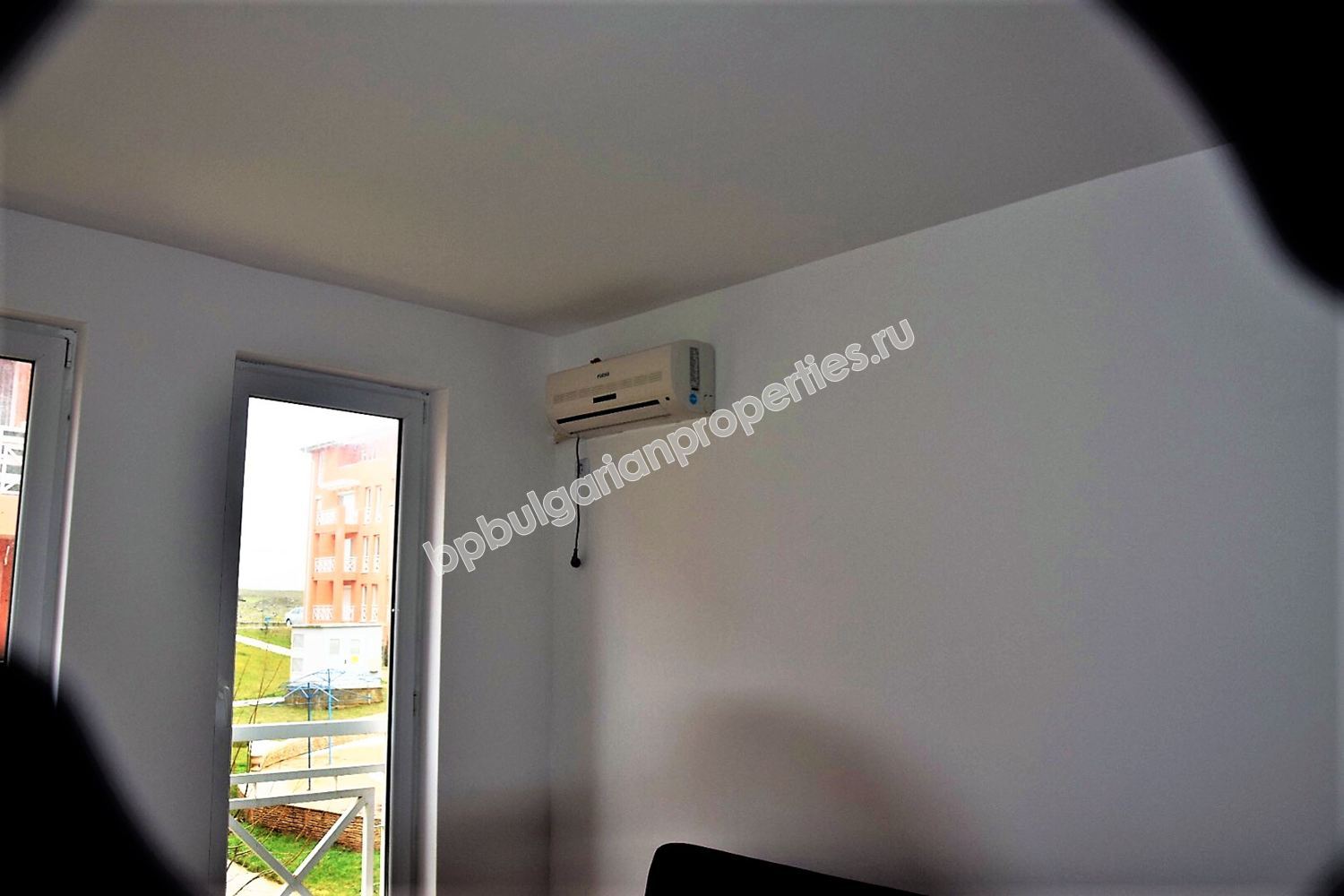 Дешевая студия на продажу в курорте Солнечный Берег