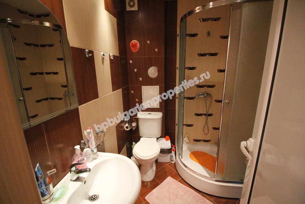 Большая меблированная студия на продажу в курорте Солнечный Берег