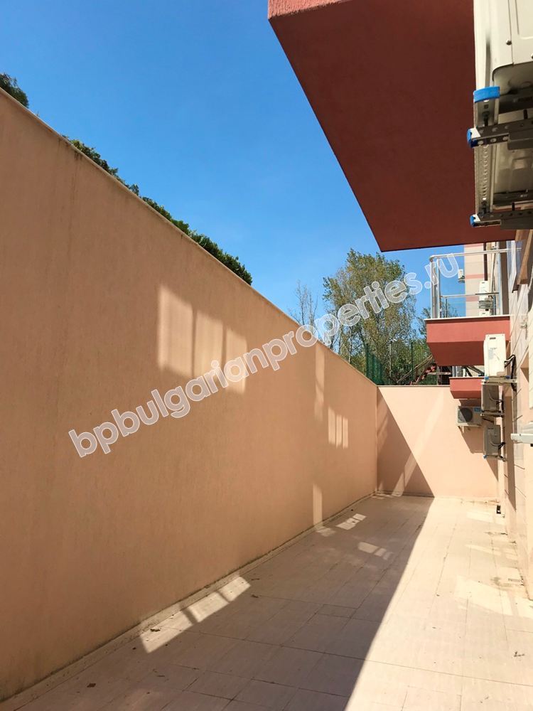 Меблированная студия на продажу в элитном комплексе в курорте Солнечный Берег