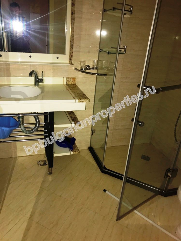 Меблированная студия на продажу в элитном комплексе в курорте Солнечный Берег