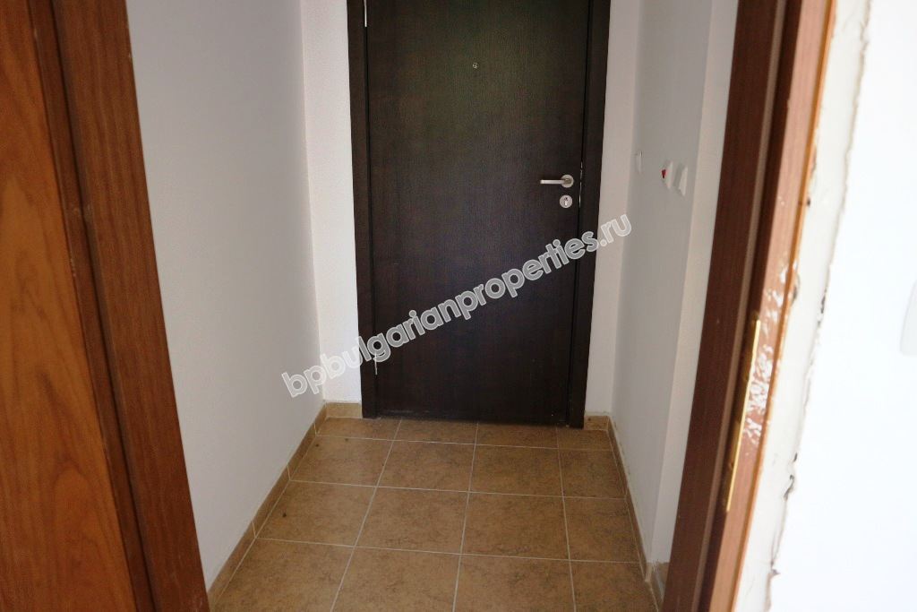 Дешевая студия близко к пляжу на продажу в курорте Елените