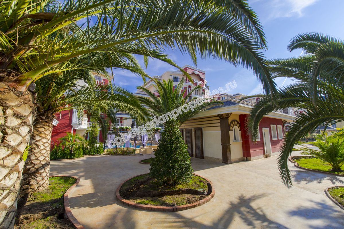 Шикарная меблированная студия на продажу в элитном комплексе в курорте Солнечный берег