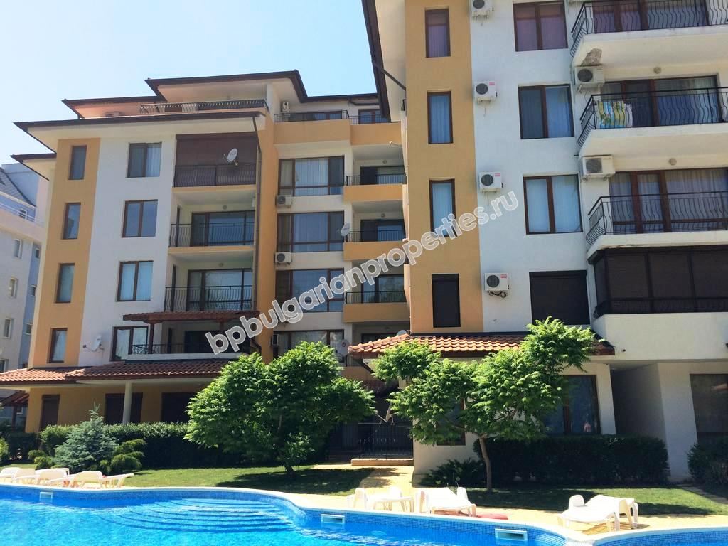 Меблированная двухкомнатная квартира близко к пляжу на продажу в курорте Солнечный Берег