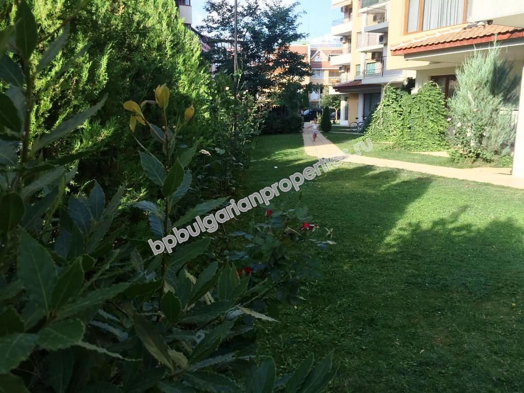 Меблированная двухкомнатная квартира близко к пляжу на продажу в курорте Солнечный Берег