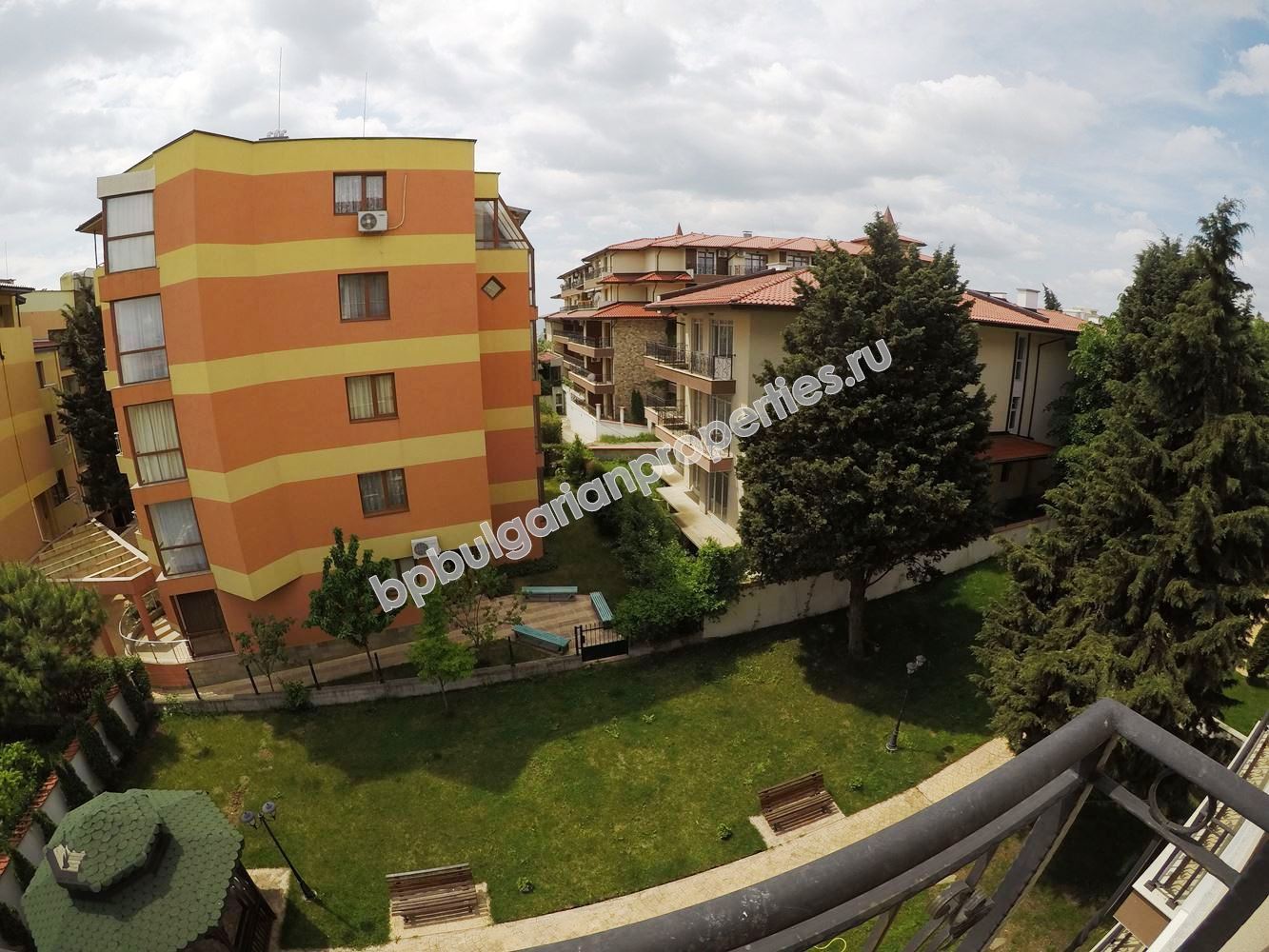 Новая трехкомнатная квартира на продажу недалеко от пляжа в курорте Равда