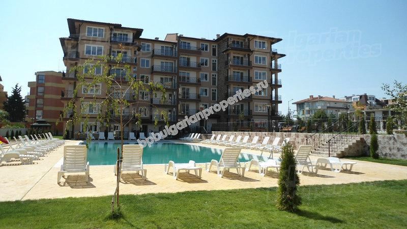 Новая трехкомнатная квартира на продажу недалеко от пляжа в курорте Равда