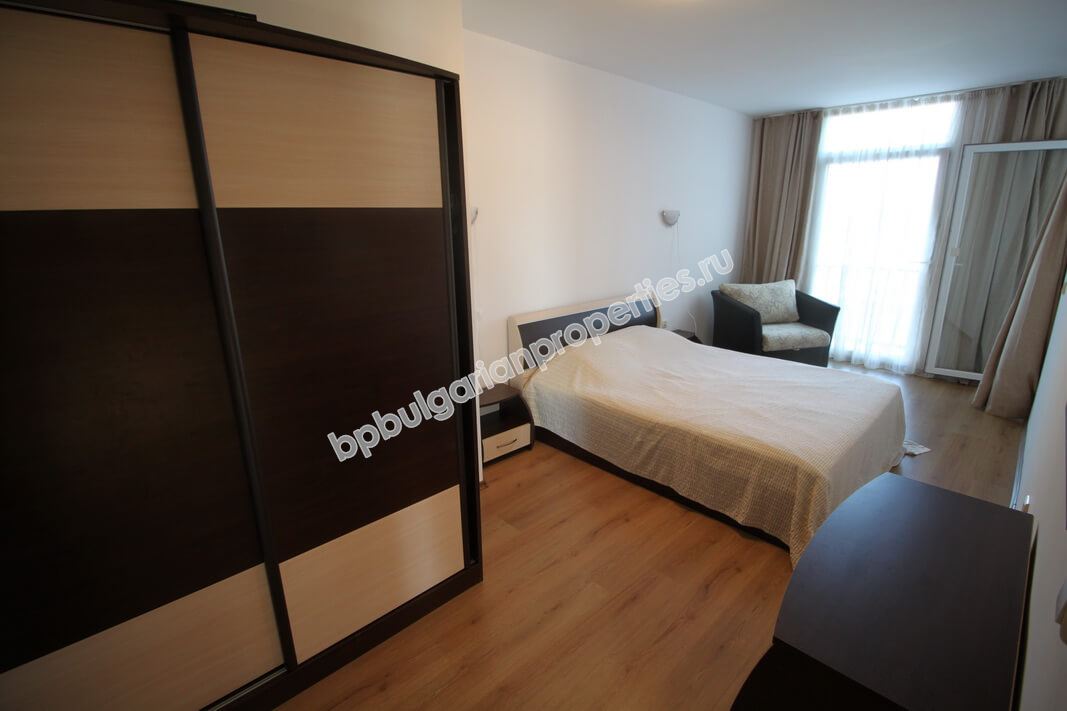 Отличная двухкомнатная меблированная квартира близко к пляжу на продажу в курорте Солнечный Берег