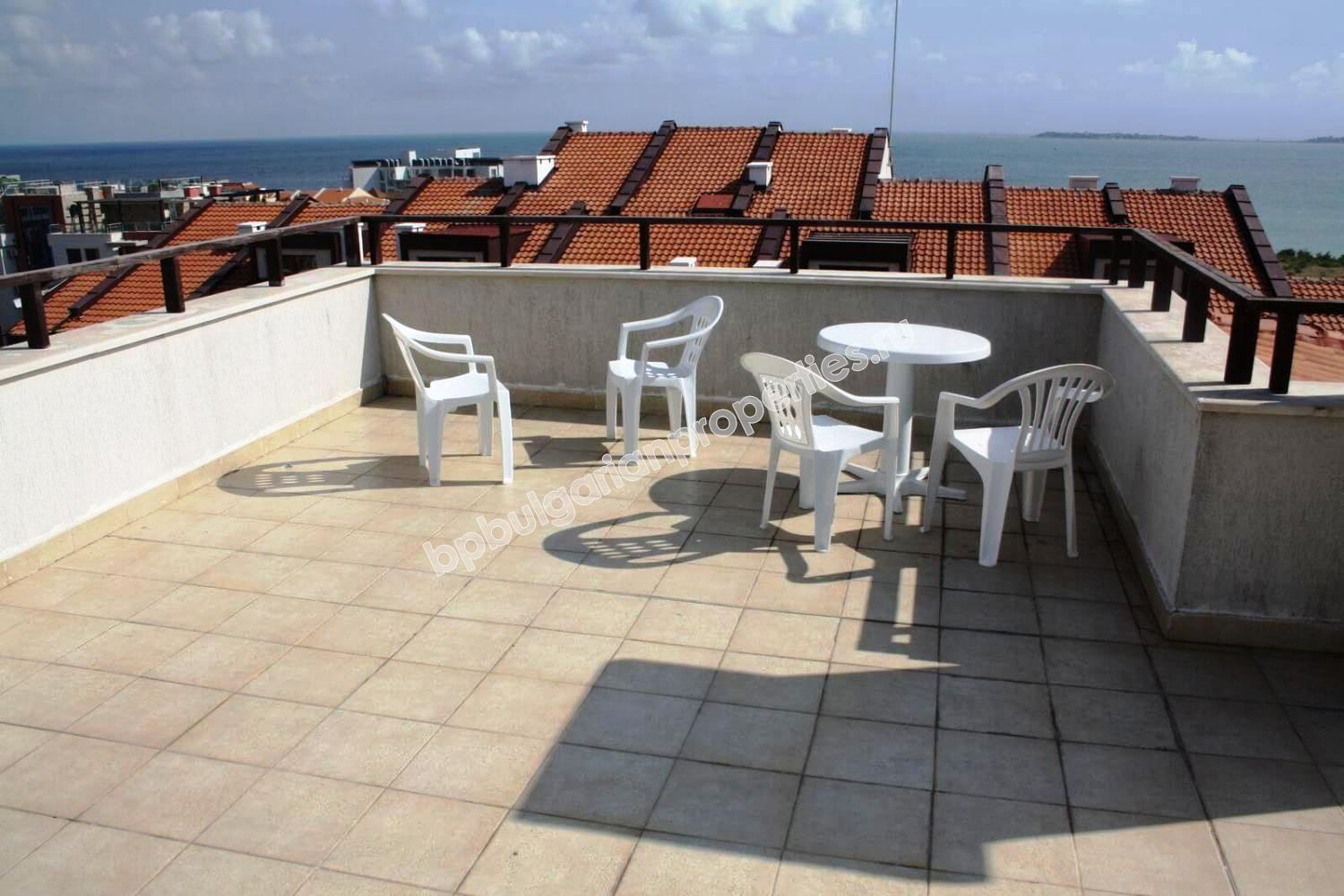 Меблированная студия близко к морю на продажу в курорте Святой Влас