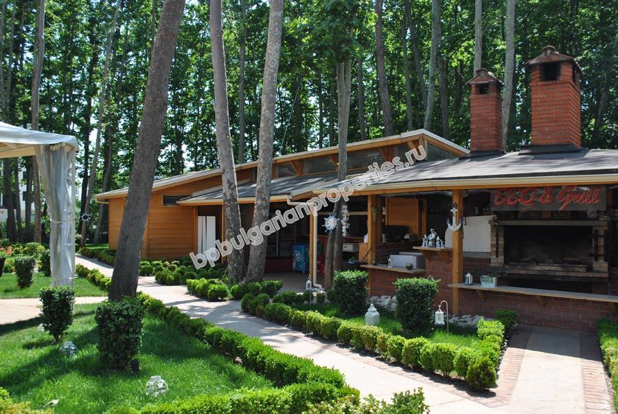 Меблированная студия на продажу в элитном комплексе в курорте Солнечный Берег