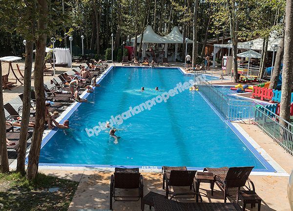 Меблированная студия на продажу в элитном комплексе в курорте Солнечный Берег