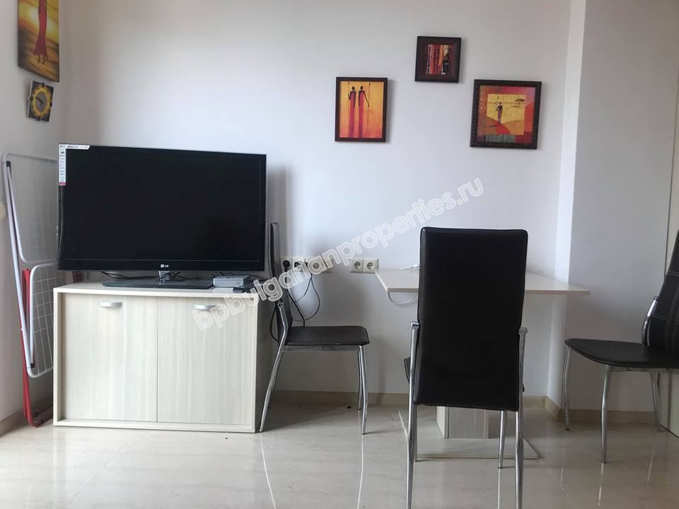 Меблированная студия в элитном комплексе на продажу в курорте Солнечный Берег