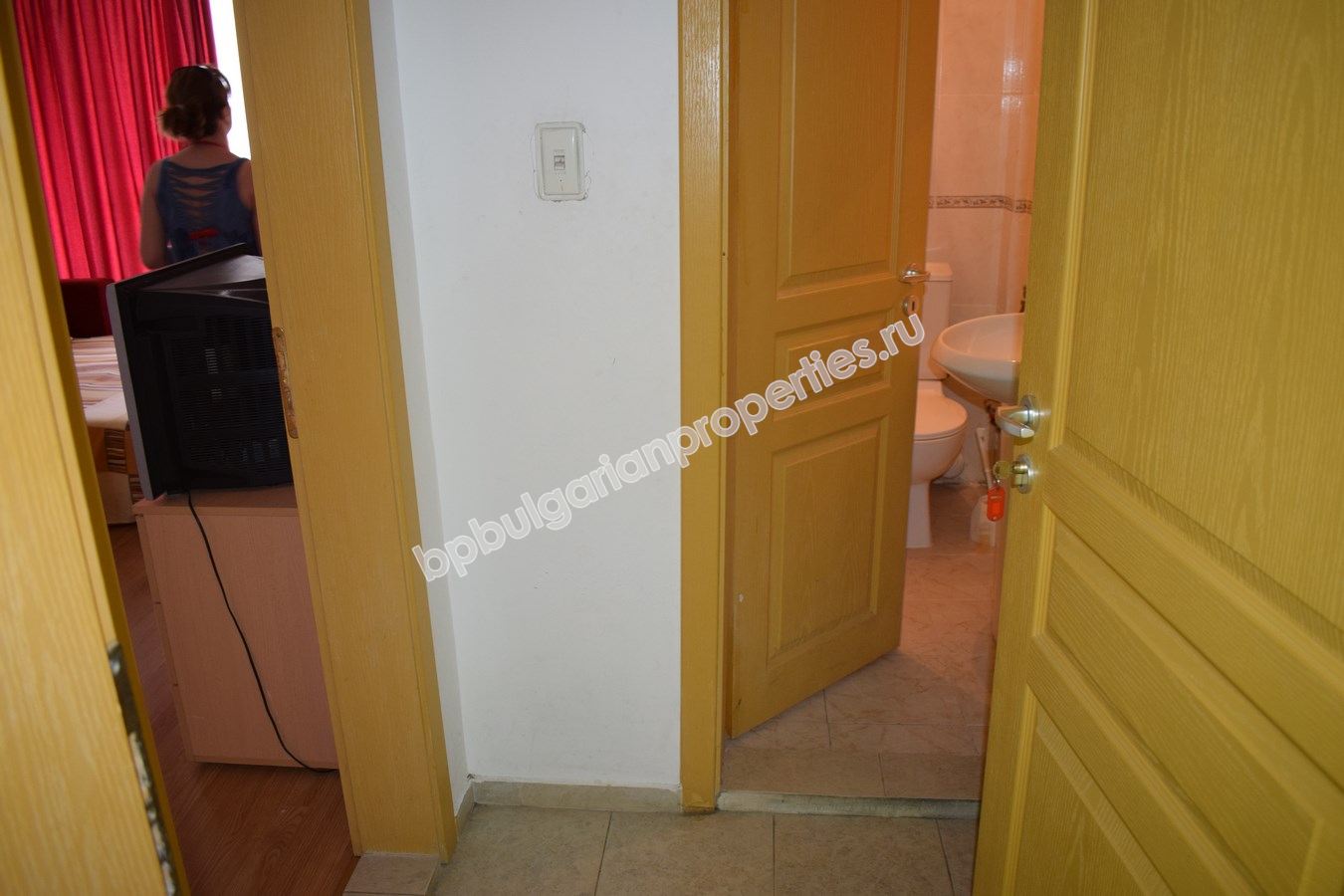 Отличная меблированная студия на продажу в курорте Солнечный Берег