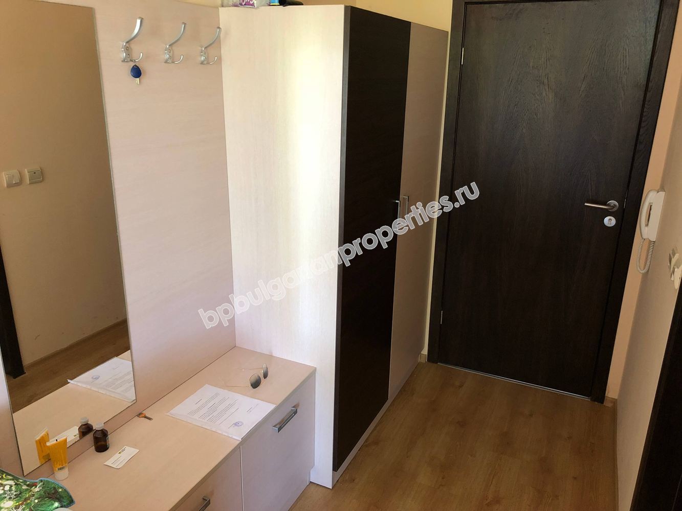 Отличная меблированная студия близко к пляжу на продажу в курорте Святой Влас