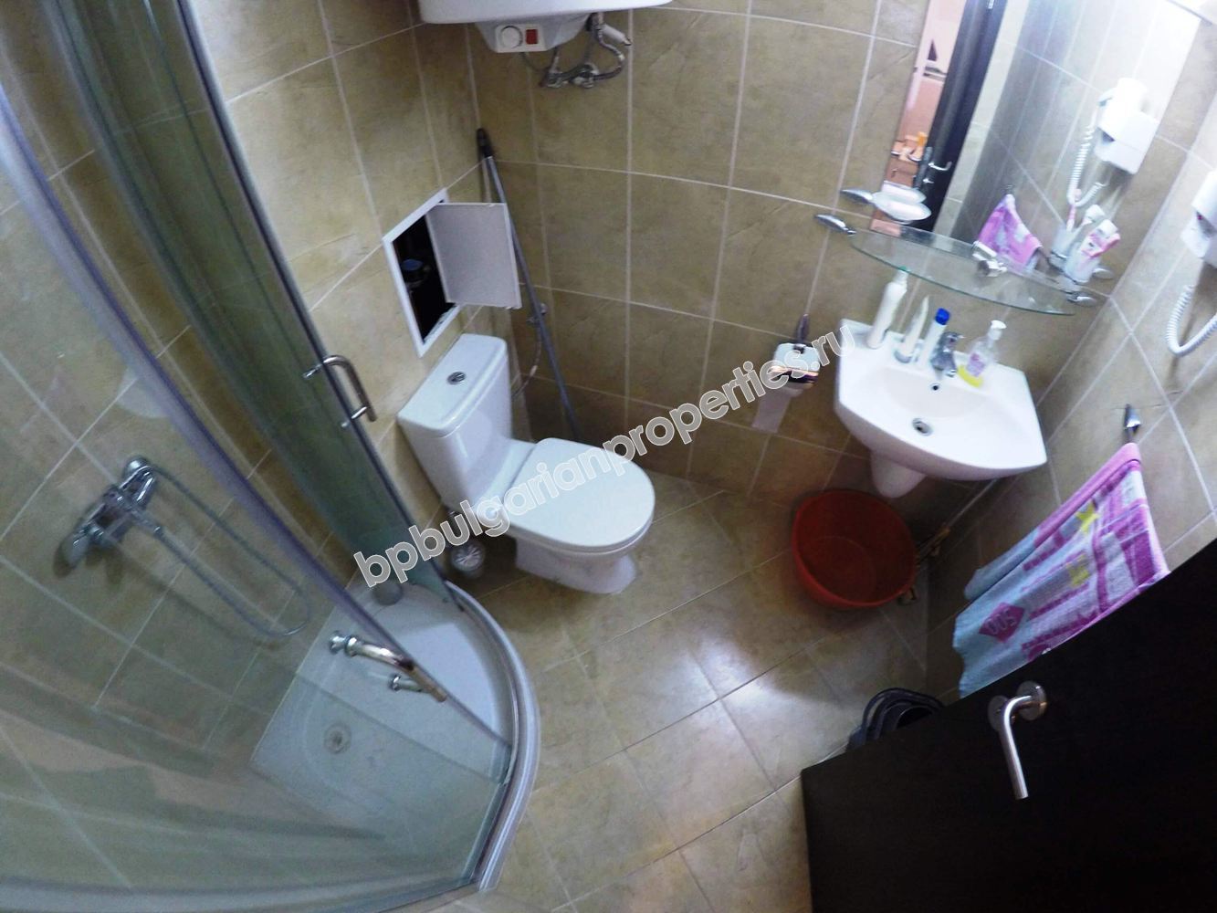 Отличная меблированная студия близко к пляжу на продажу в курорте Святой Влас