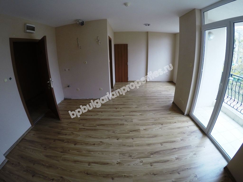 Дешевая студия на продажу в курорте Солнечный Берег