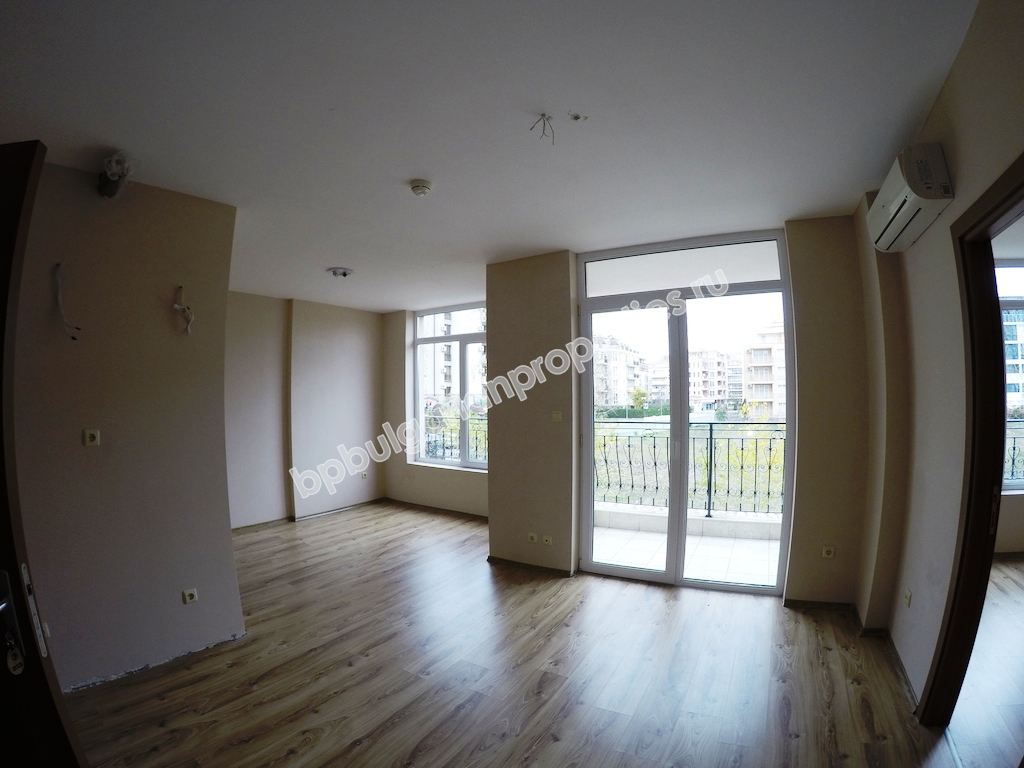 Дешевая студия на продажу в курорте Солнечный Берег