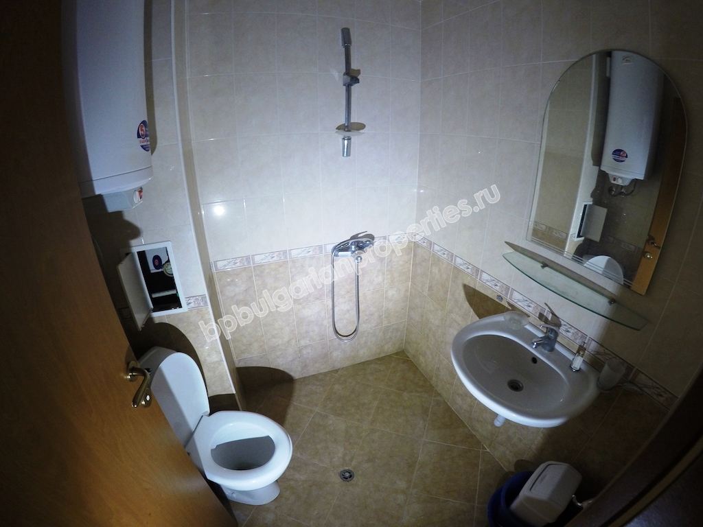 Дешевая меблированная двухкомнатная квартира на продажу в курорте Солнечный Берег