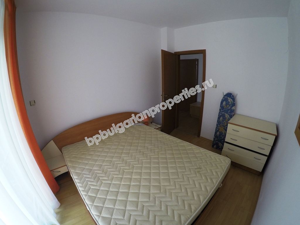 Дешевая меблированная двухкомнатная квартира на продажу в курорте Солнечный Берег