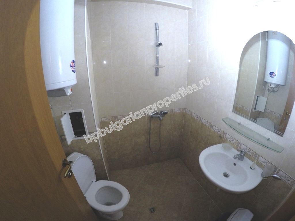 Дешевая меблированная двухкомнатная квартира на продажу в курорте Солнечный Берег