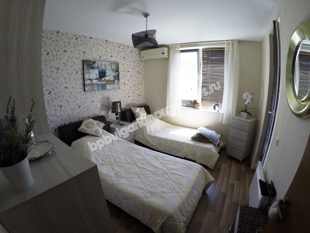 Шикарная двухкомнатная меблированная квартира на продажу в курорте Солнечный берег